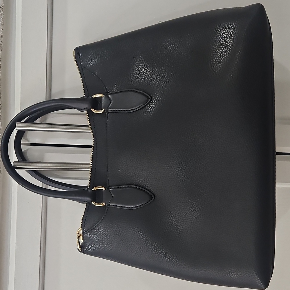 NEW MICHAEL Michael Kors Women's Black Austen Pebbled-leather Shoulder Bag black - Picture 5 of 7